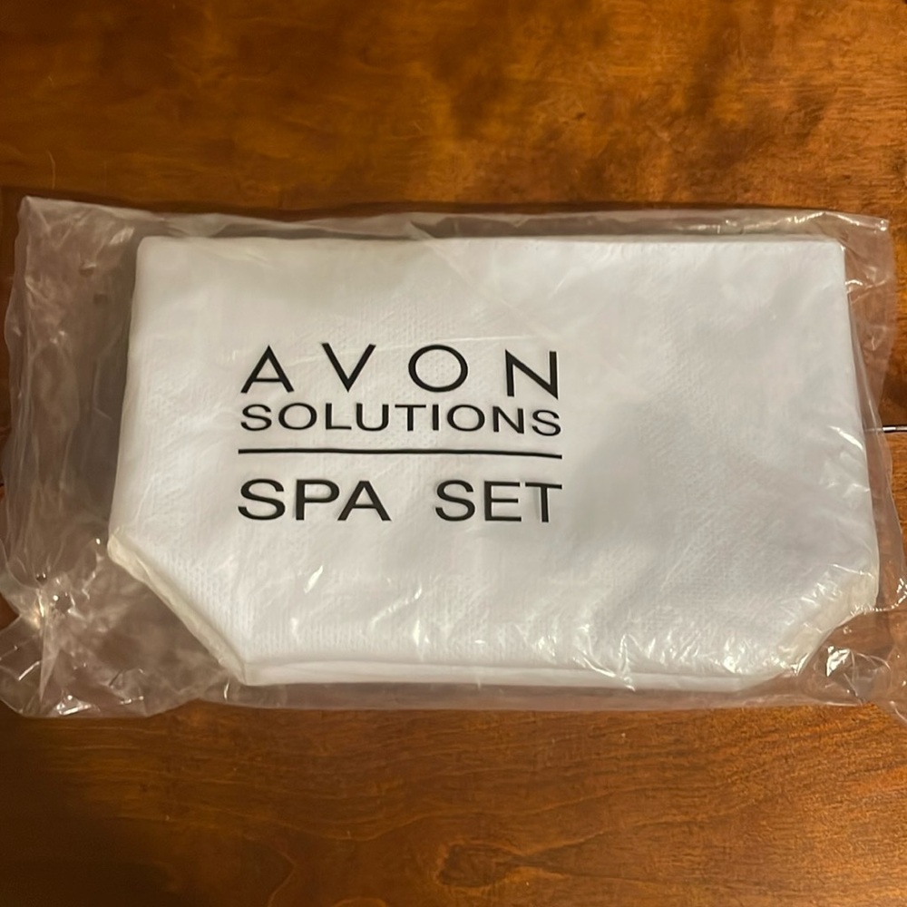 Avon Spa Collections Makeup Bag with Headband and Sponge 2003 NIP Sealed